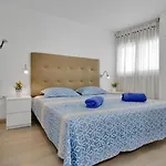 Апартаменти Ponderosa With Ocean View Адехе