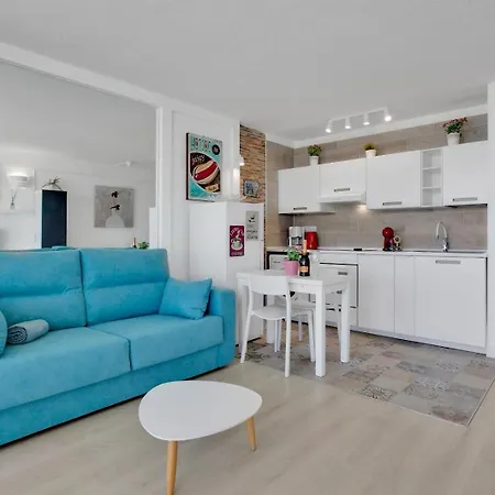 Ponderosa With Ocean View Апартаменти *