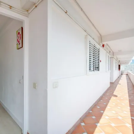 Апартаменти Ponderosa With Ocean View *