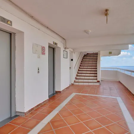 Ponderosa With Ocean View Апартаменти Адехе